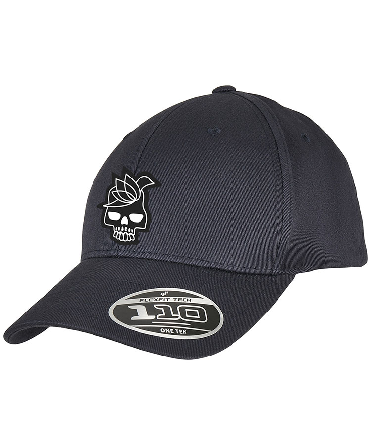 Organic cotton cap with adjustable Flexfit buckle and curved visor.